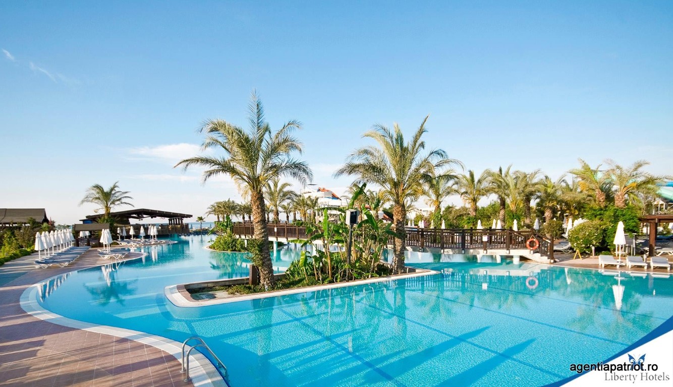 imagini hotel LIBERTY LARA BEACH